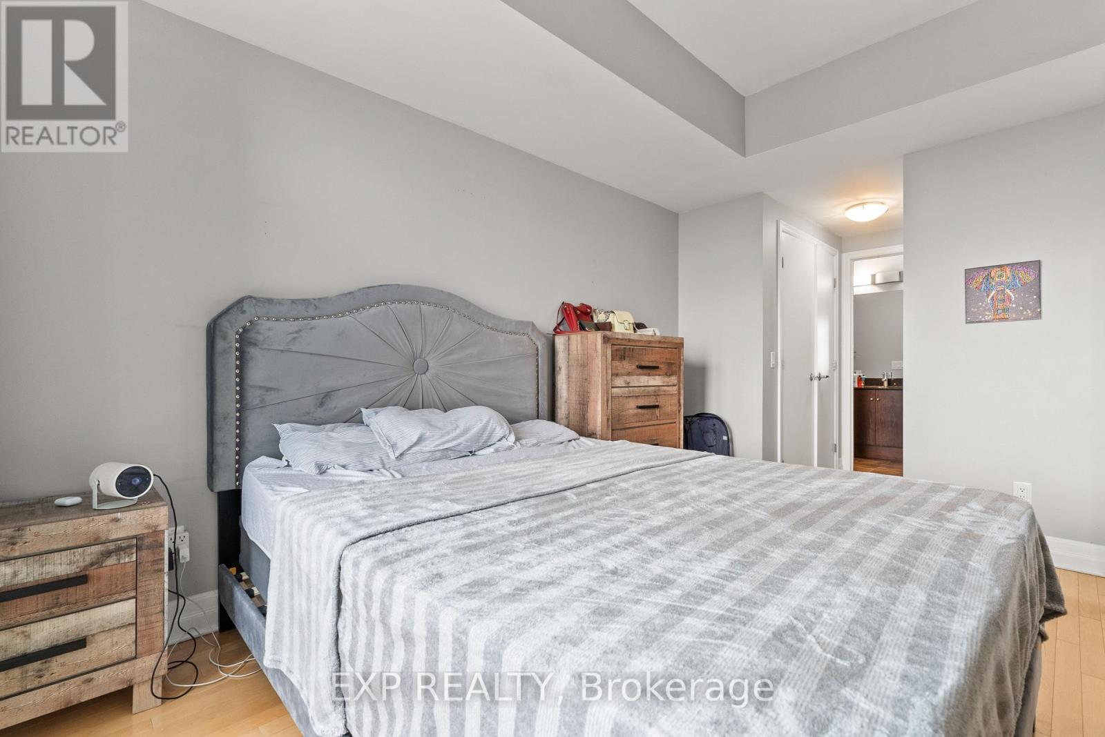 1203 - 75 Cleary Avenue