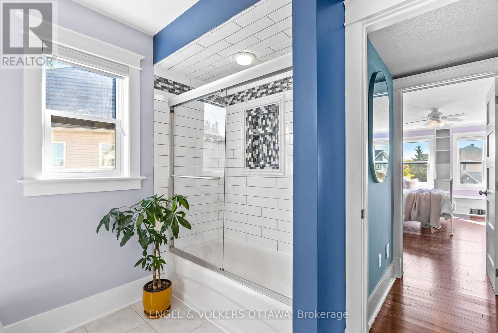 2139 Blue Willow Crescent