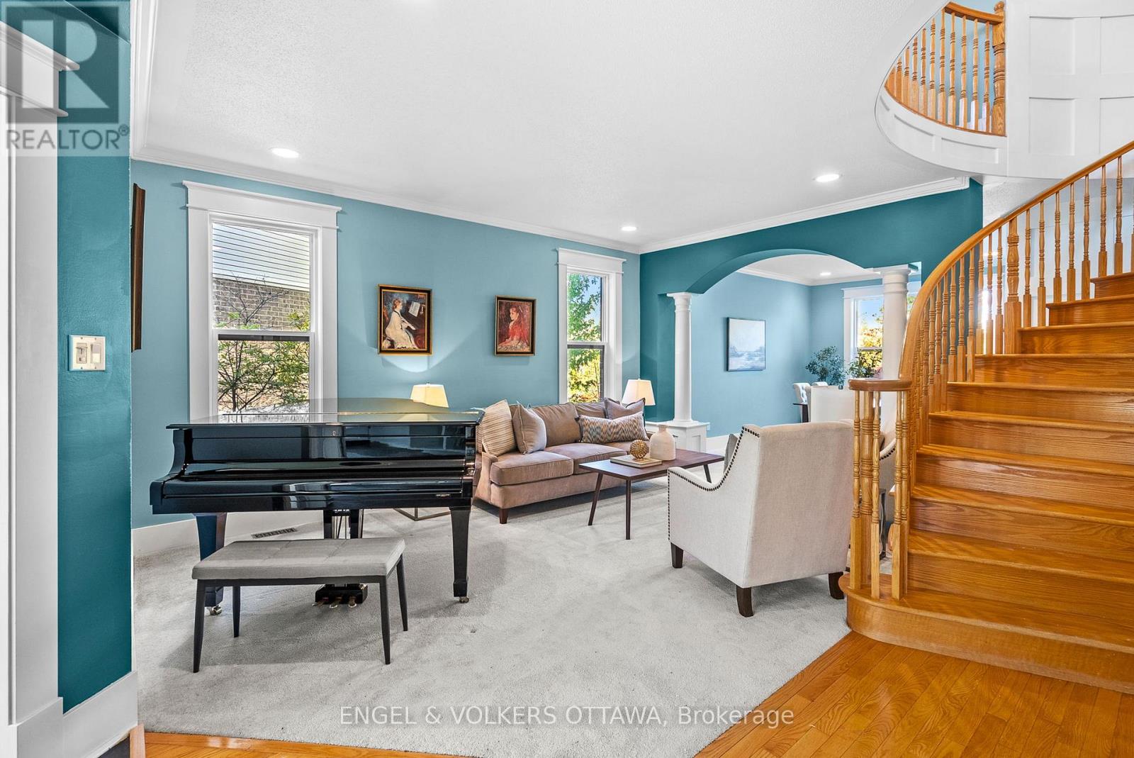 2139 Blue Willow Crescent