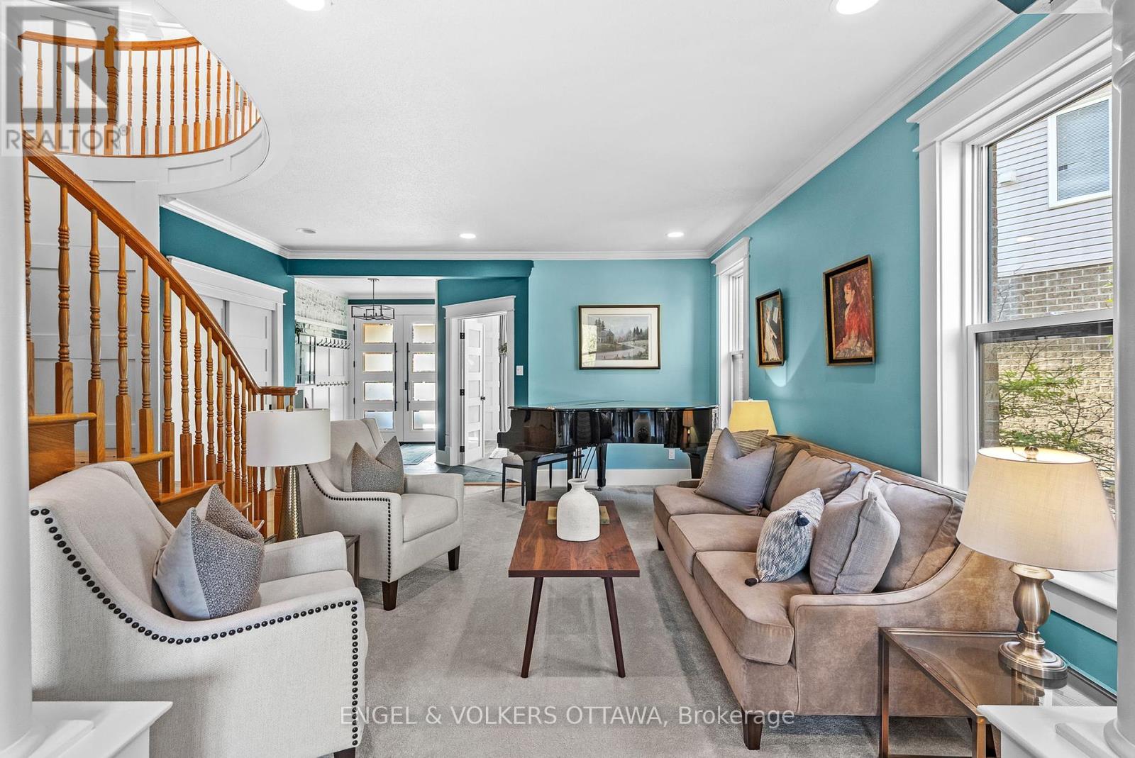 2139 Blue Willow Crescent
