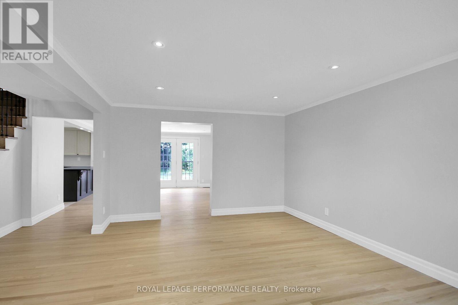 82 Queensline Drive