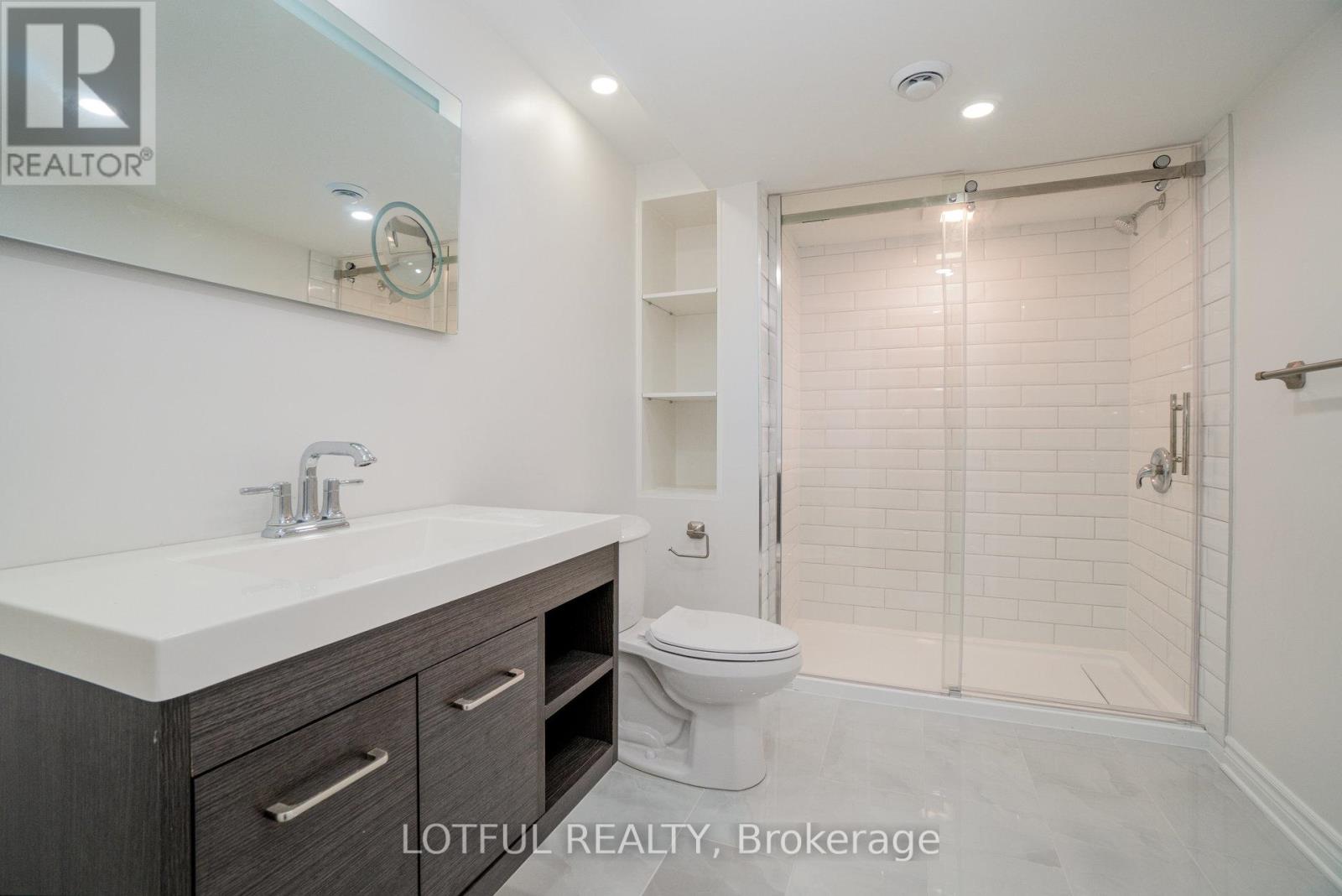 71 Aridus Crescent