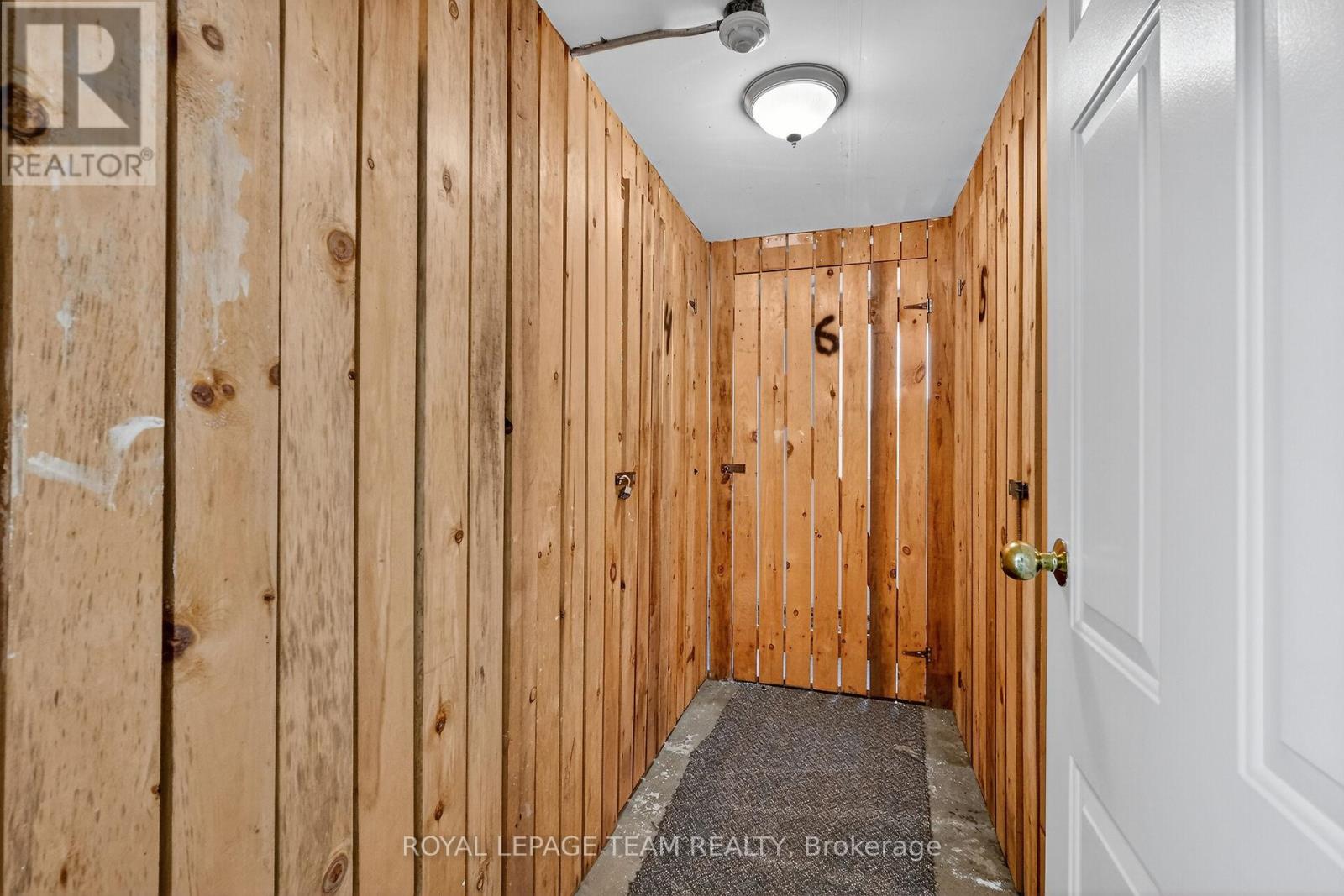 6 - 635 Richmond Road