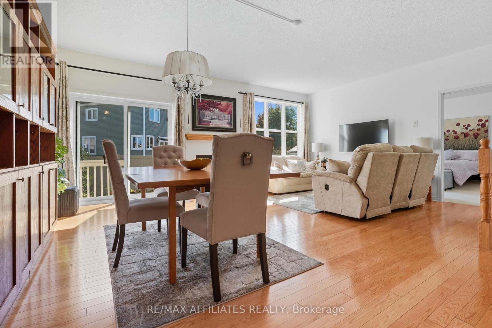 313 Bobolink Ridge N