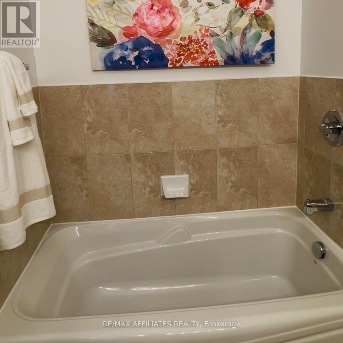 313 Bobolink Ridge N