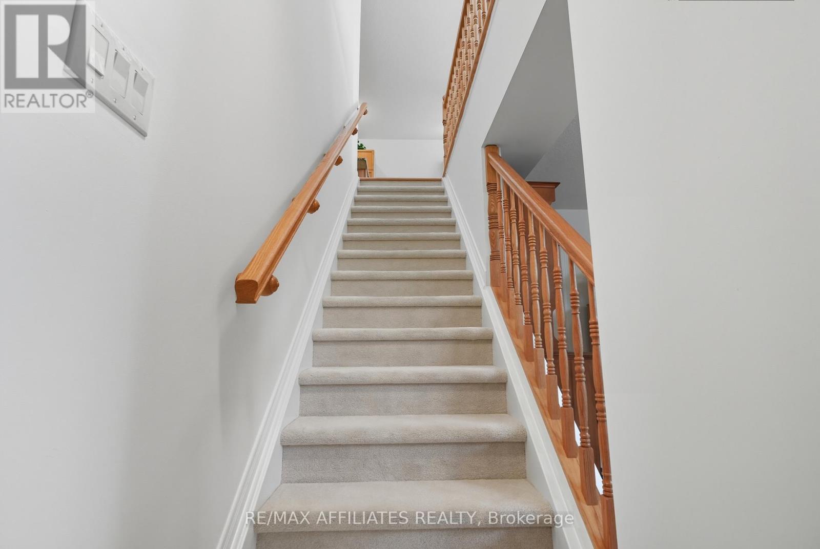 313 Bobolink Ridge N