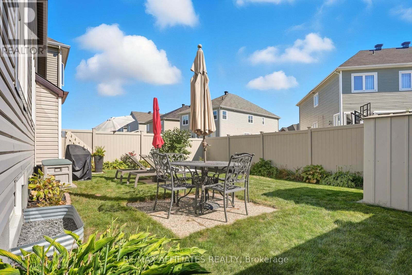 313 Bobolink Ridge N