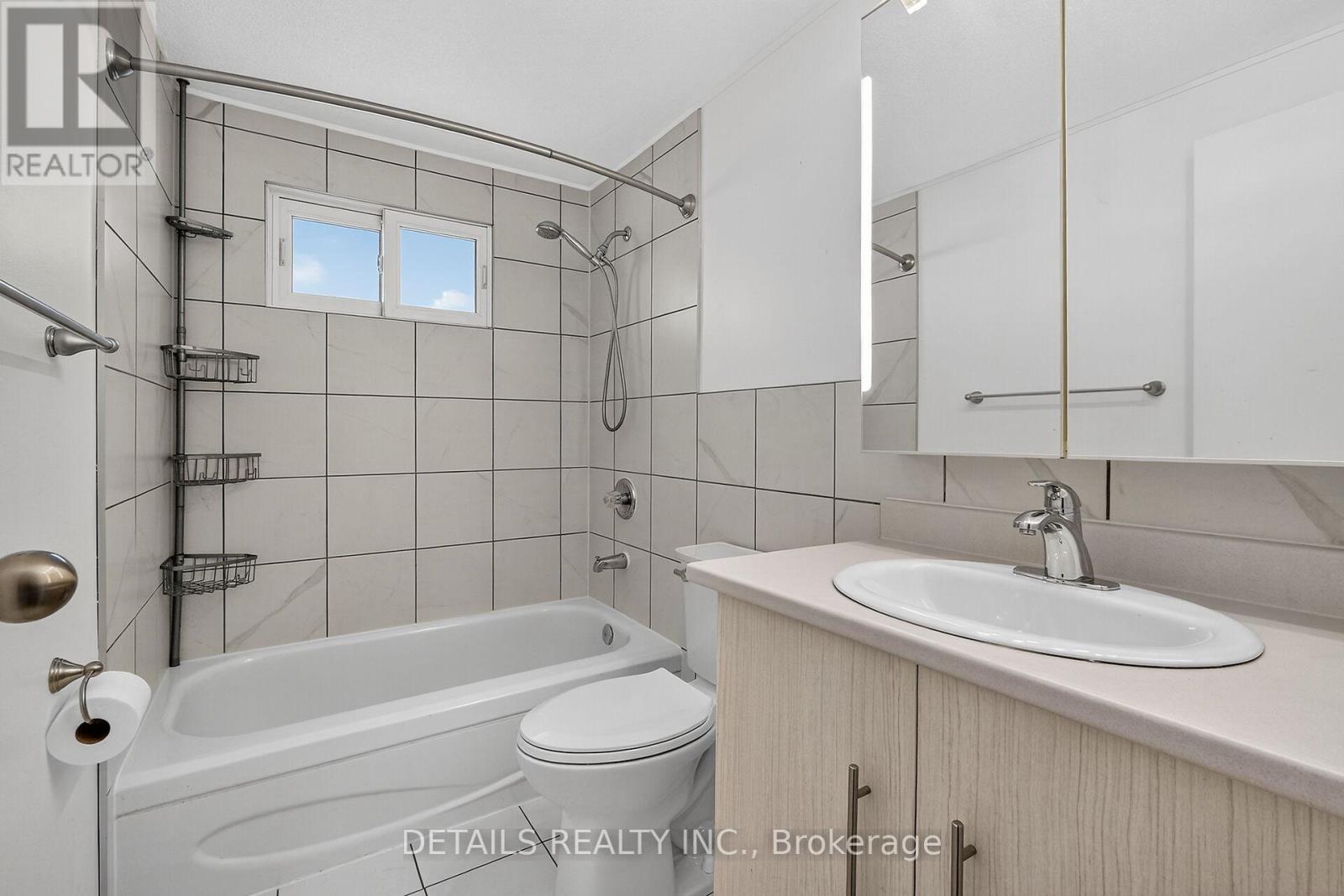 289 Amiens Street