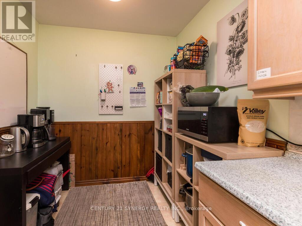 7 - 94 Bujold Court