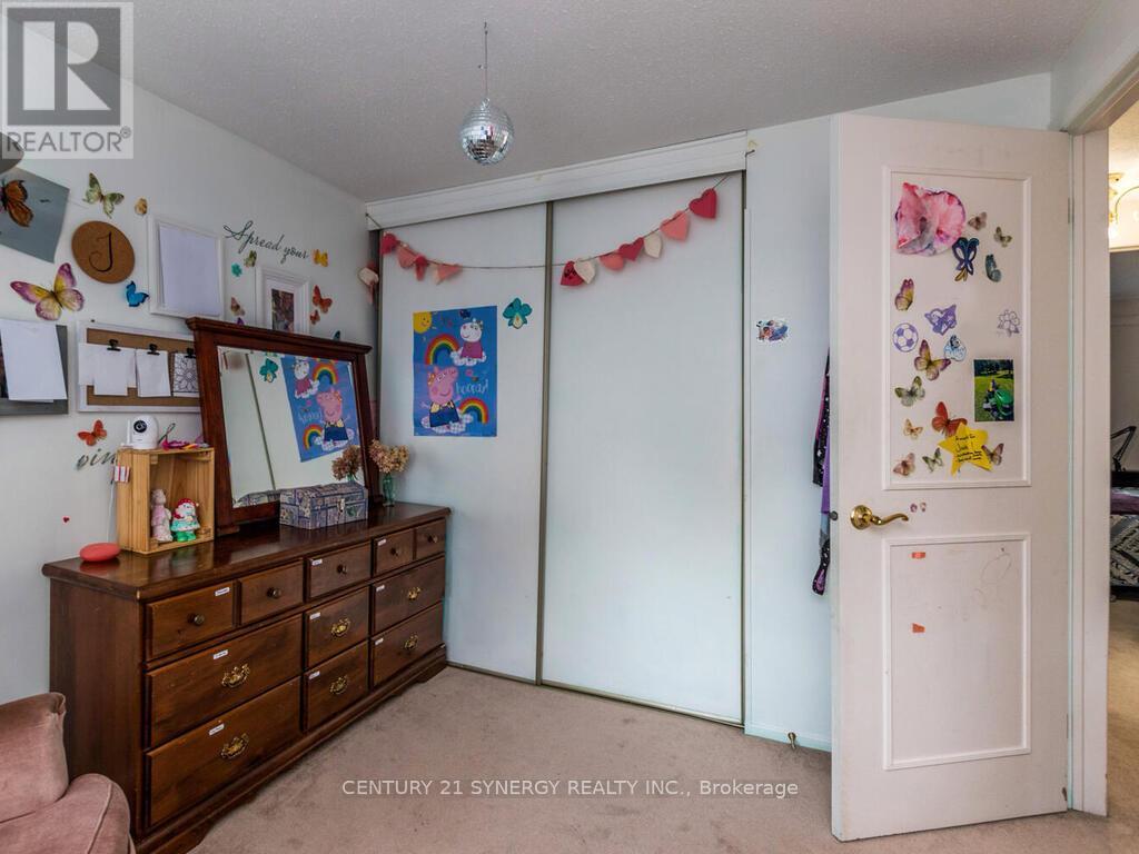 7 - 94 Bujold Court