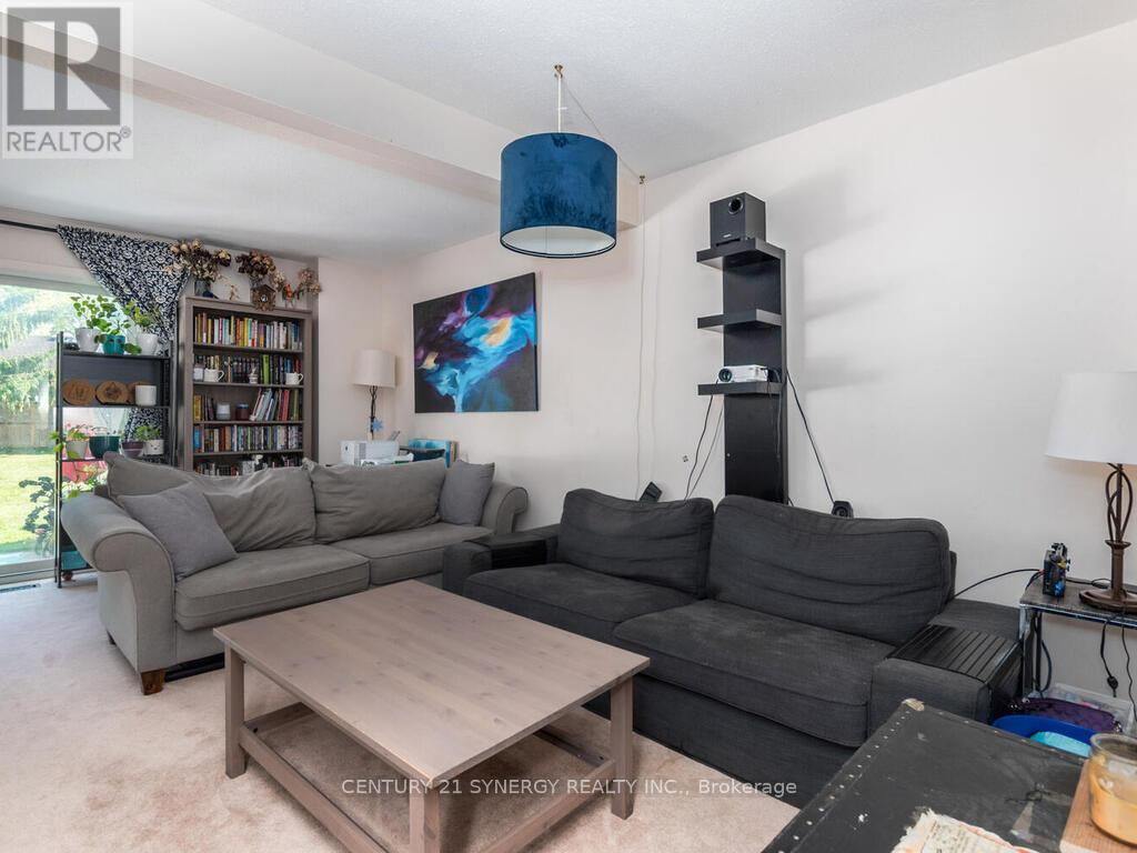 7 - 94 Bujold Court