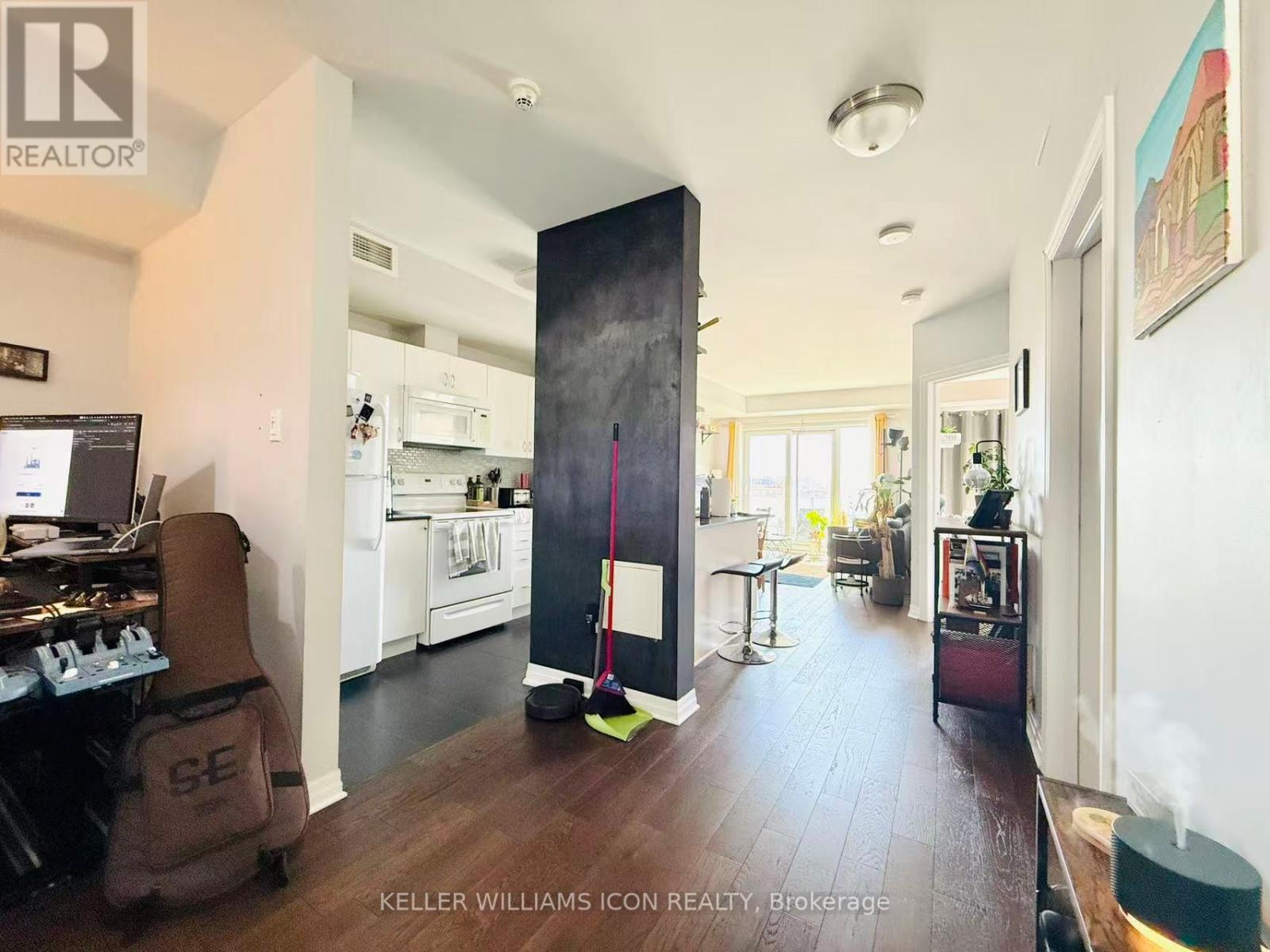 801 - 90 Landry Street