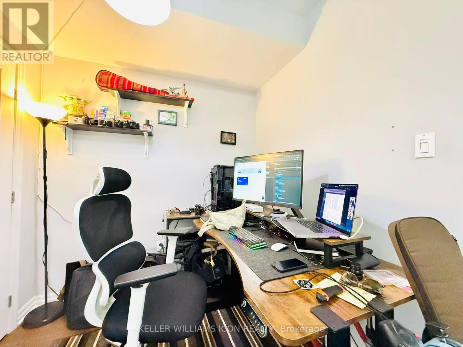 801 - 90 Landry Street