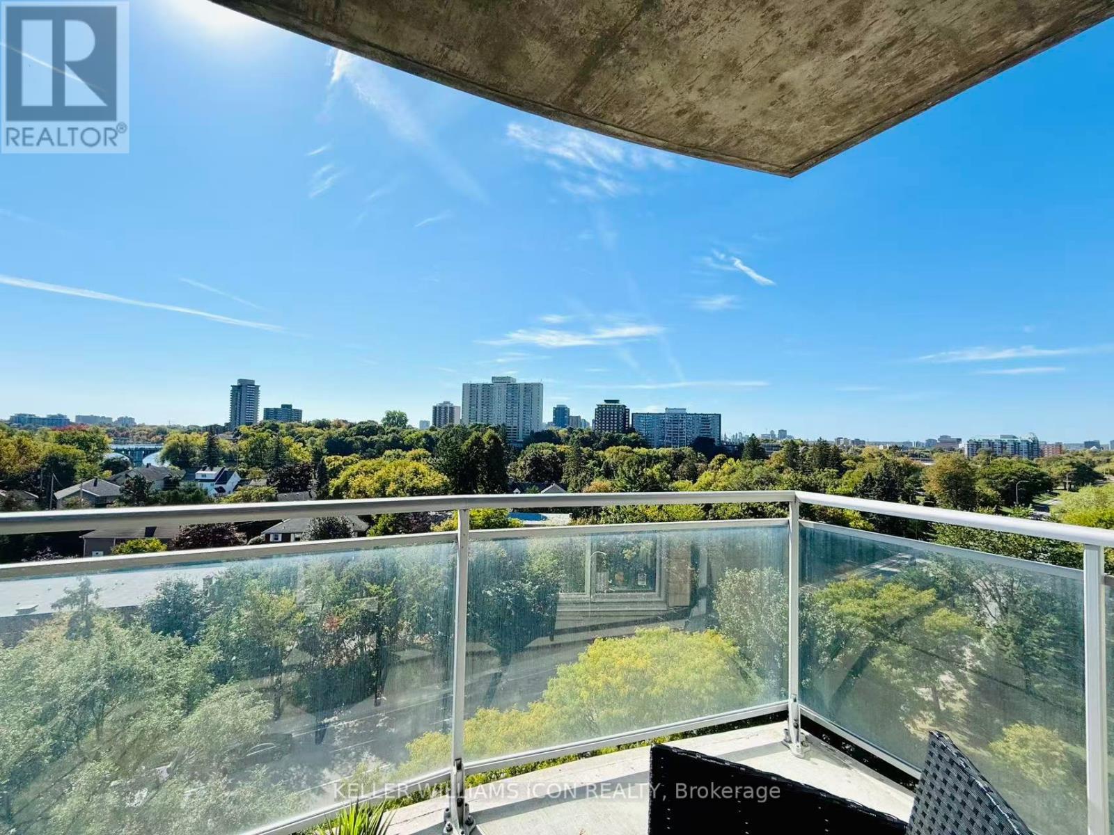 801 - 90 Landry Street