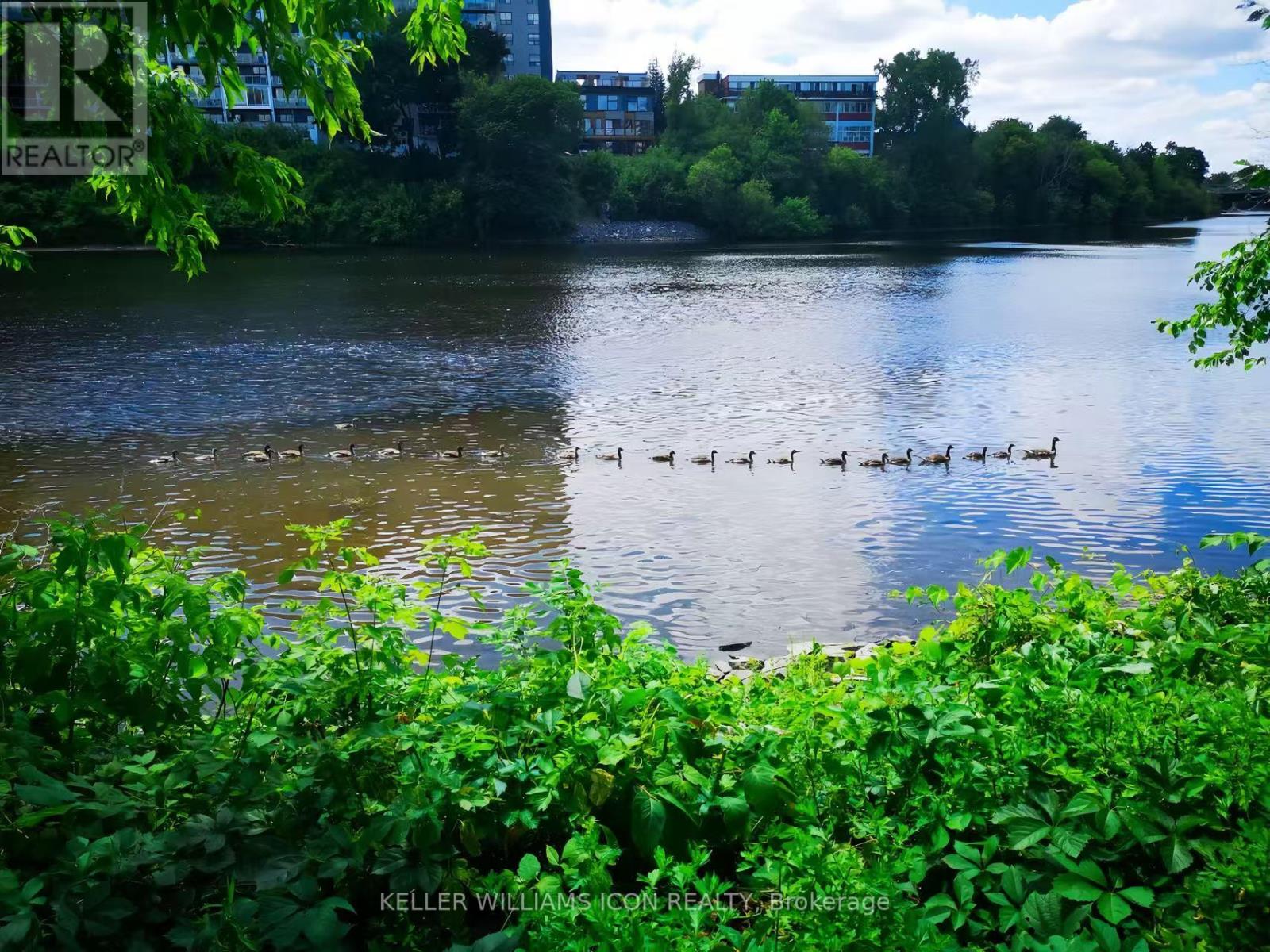 801 - 90 Landry Street