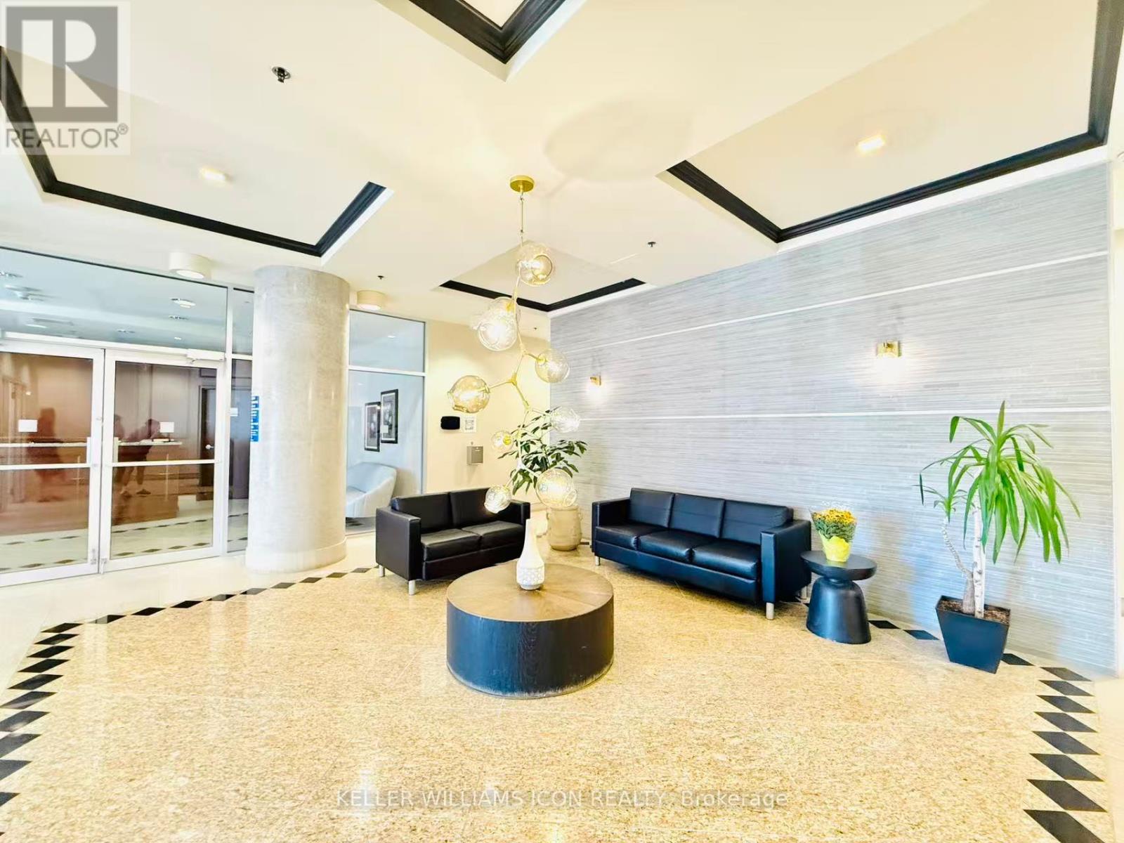 801 - 90 Landry Street