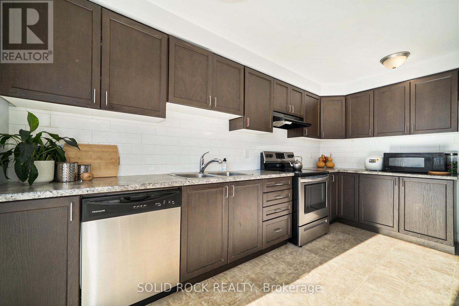 380 Rouncey Road