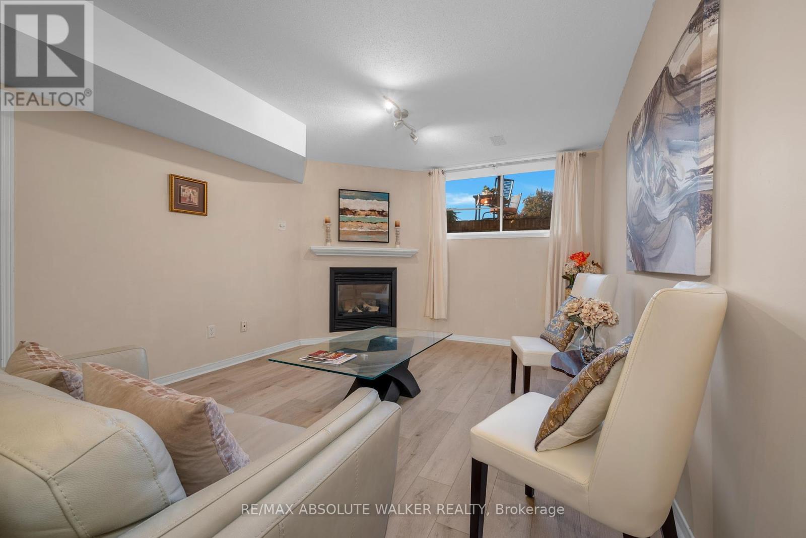 607 Aquaview Drive