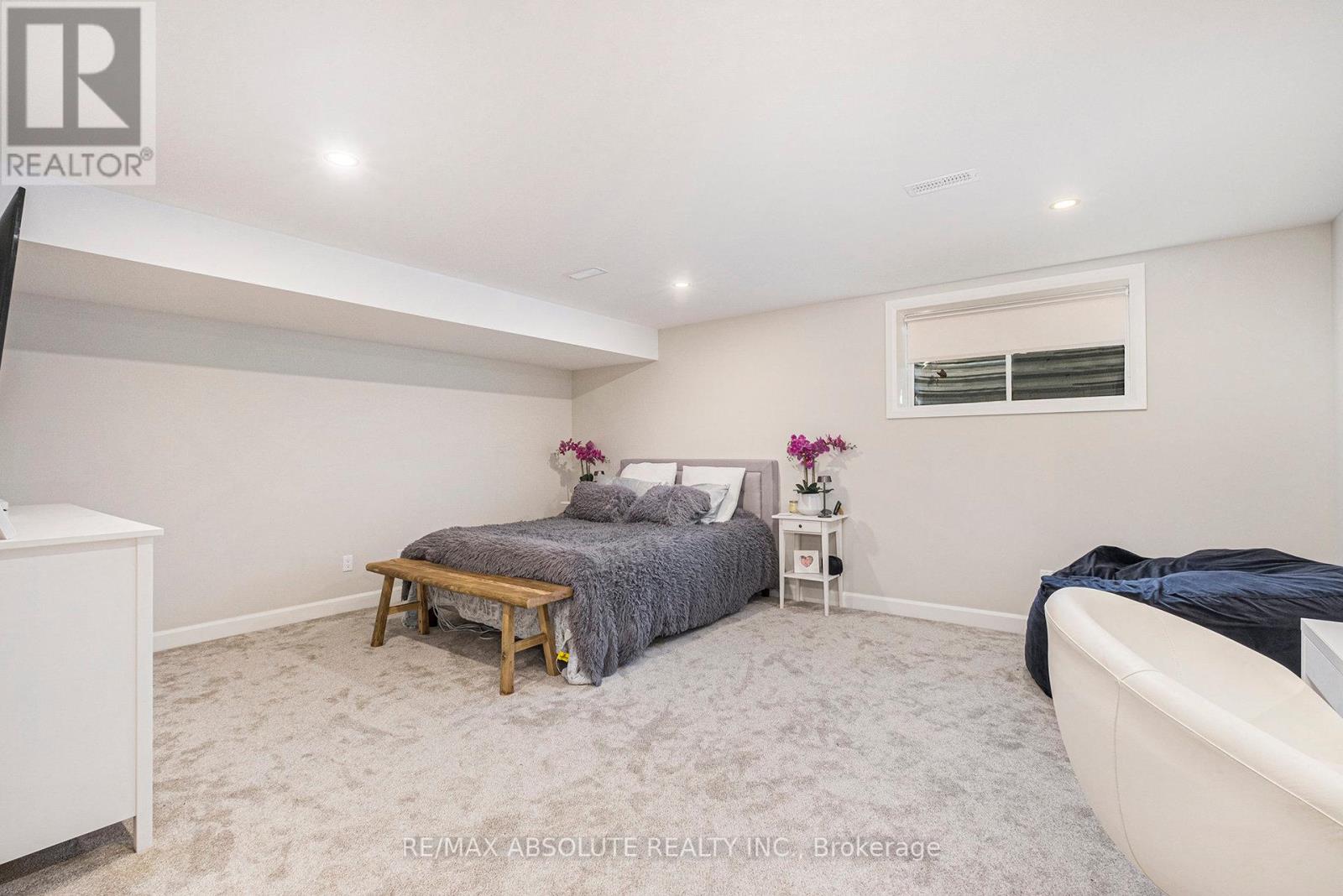 16b Cockburn Street