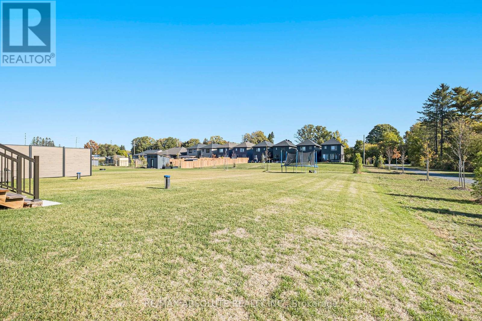 16b Cockburn Street