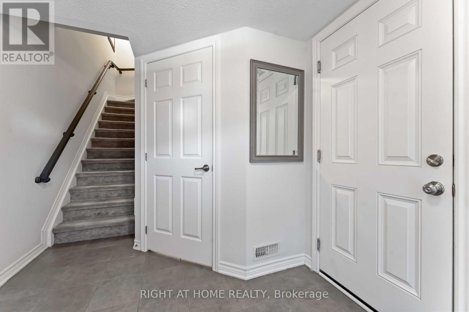 411 Gerardia Lane
