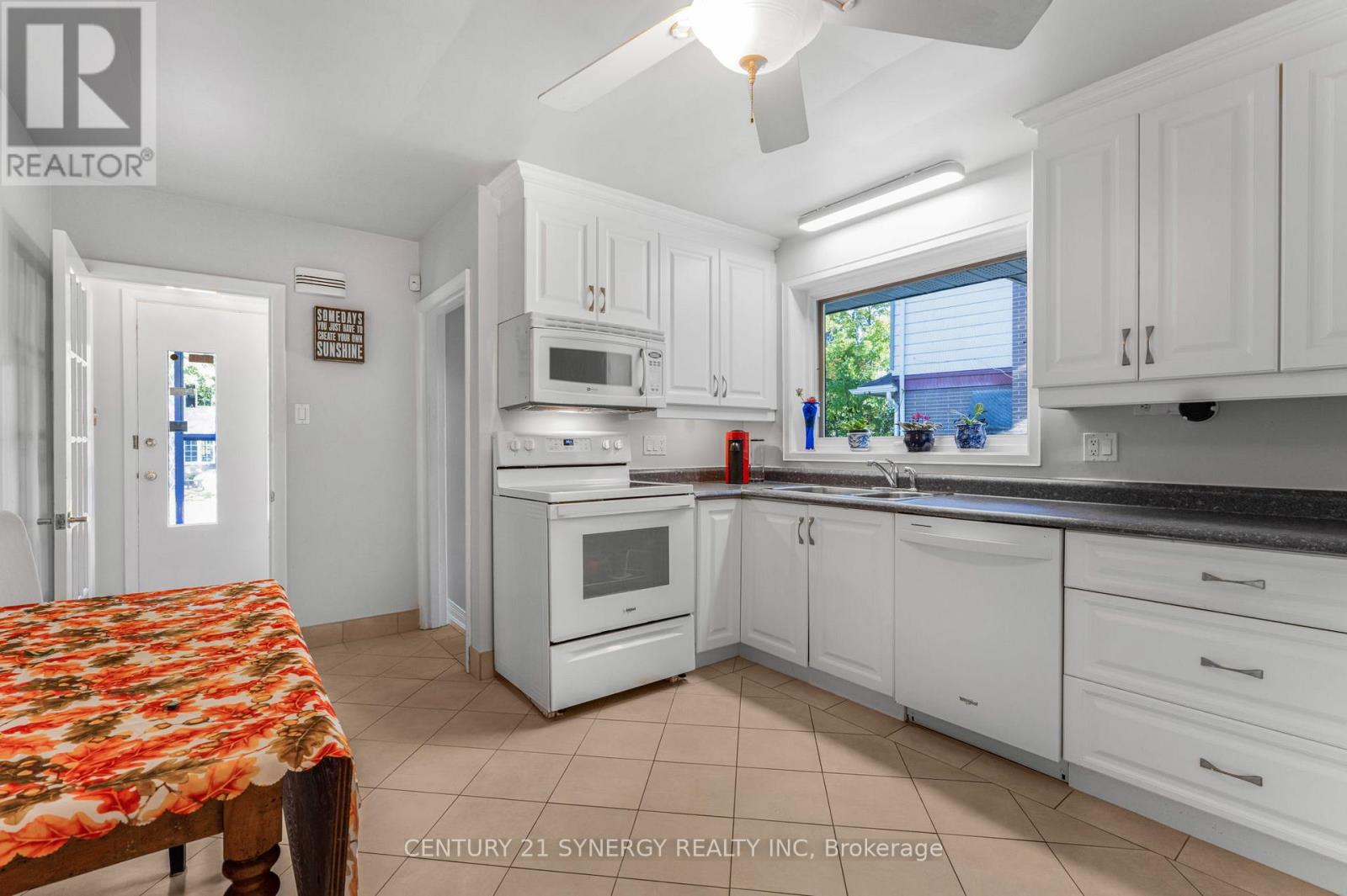 1174 Greyrock Crescent