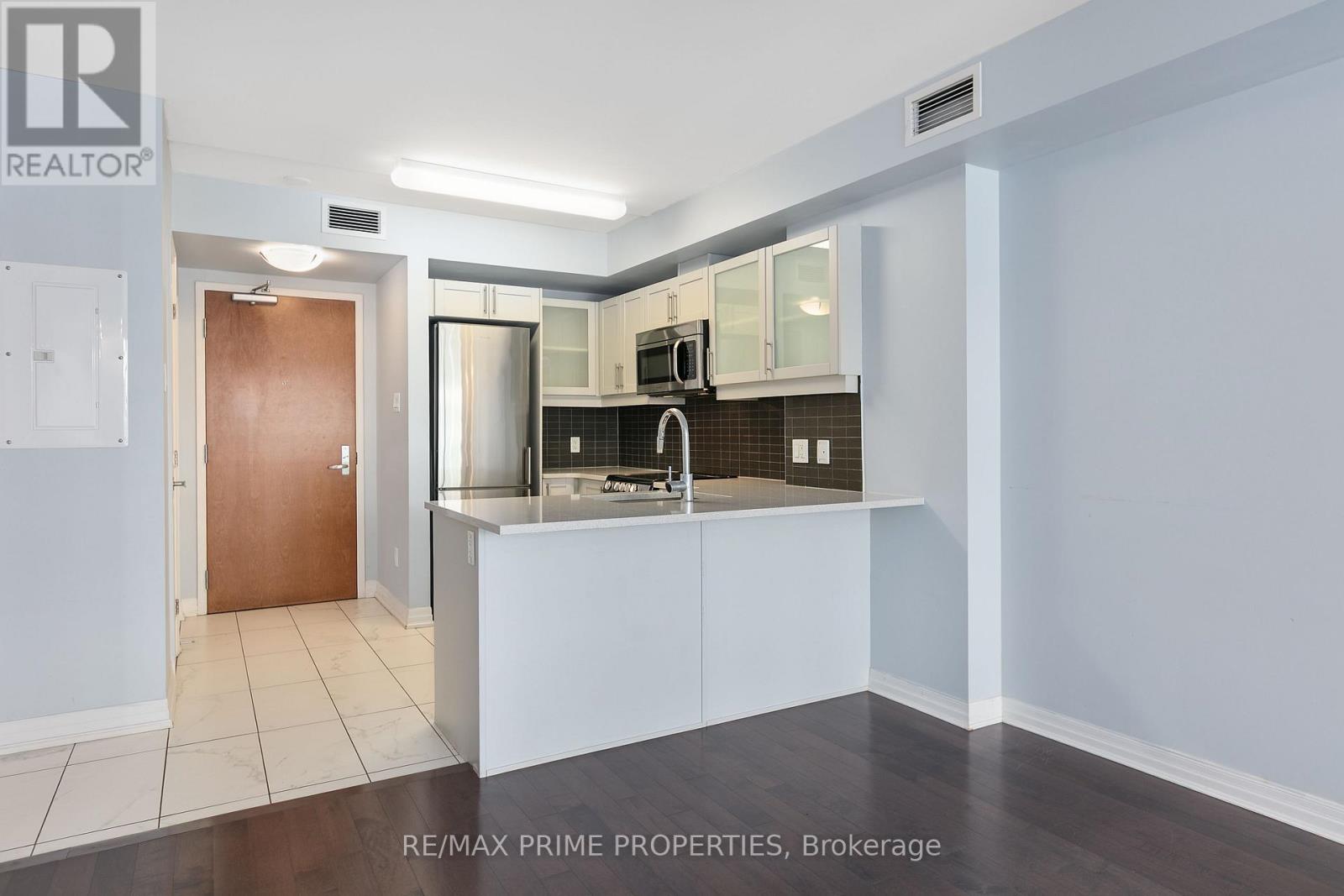 1306 - 195 Besserer Street