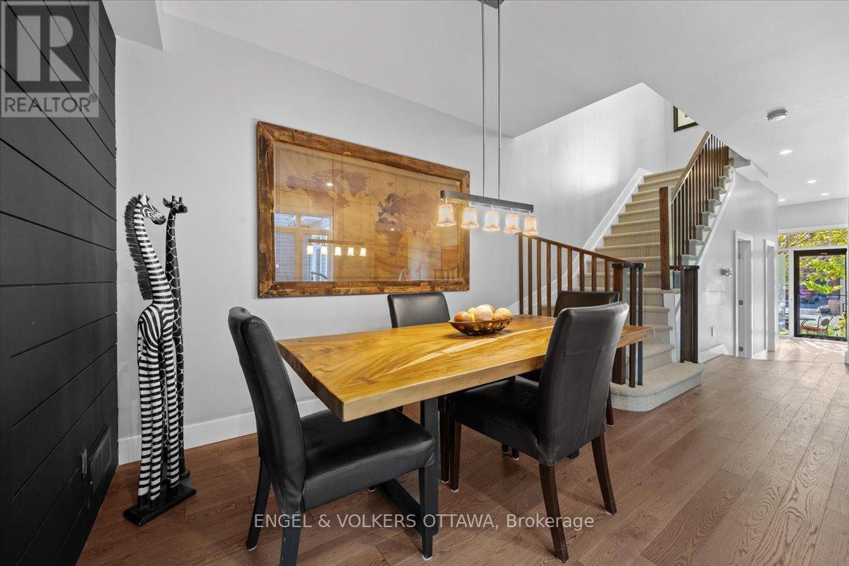 1003 Markwick Crescent