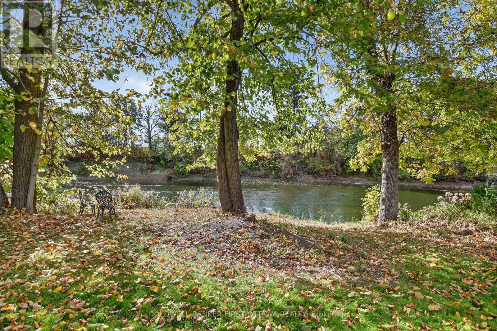 5228 Mclean Crescent