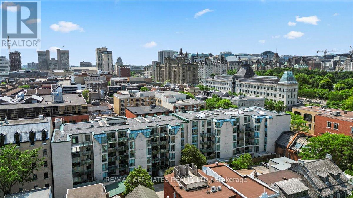 308 - 15 Murray Street