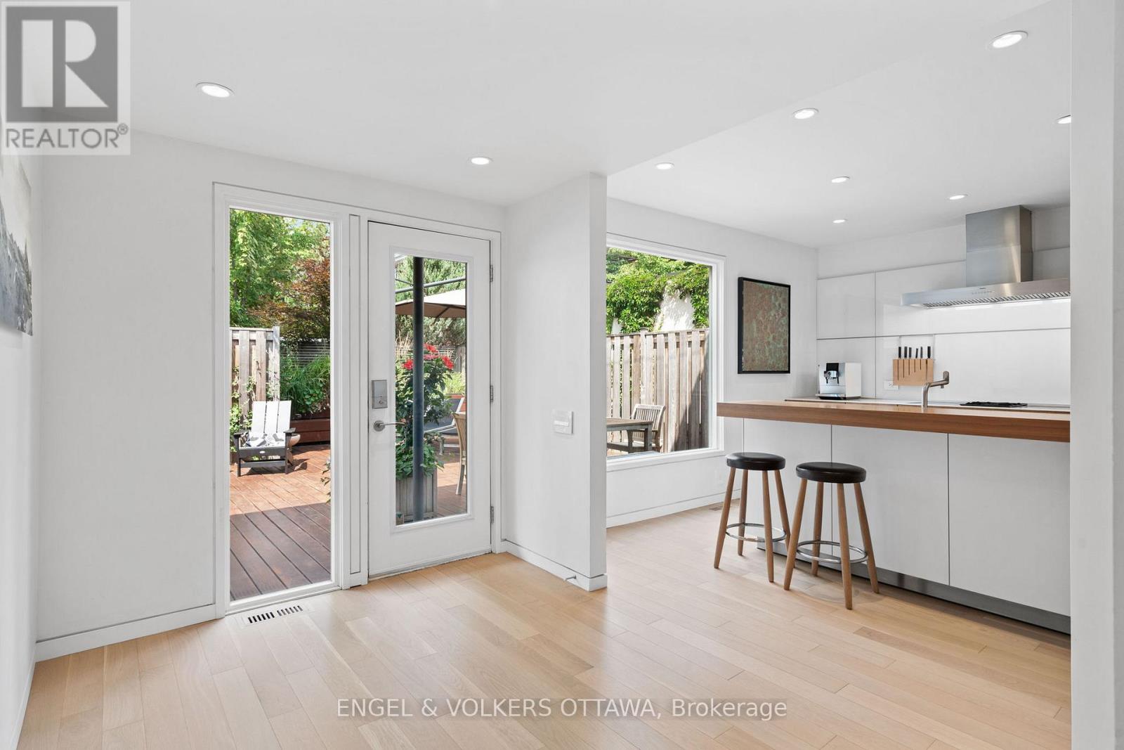 5 Clemow Avenue