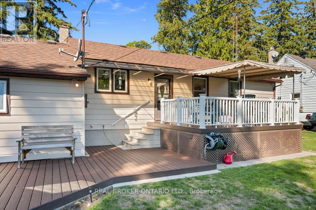 510 Oxford Street E