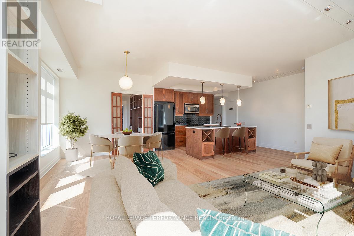 703 - 245 Kent Street