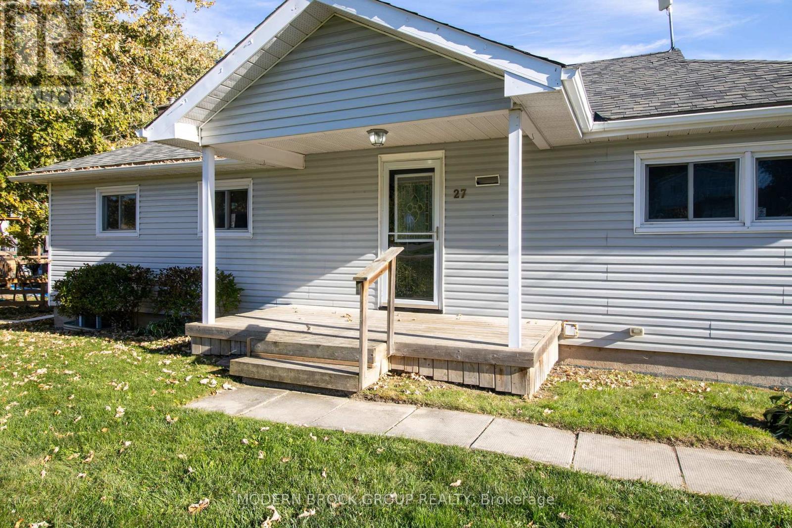 27 Sarah Street