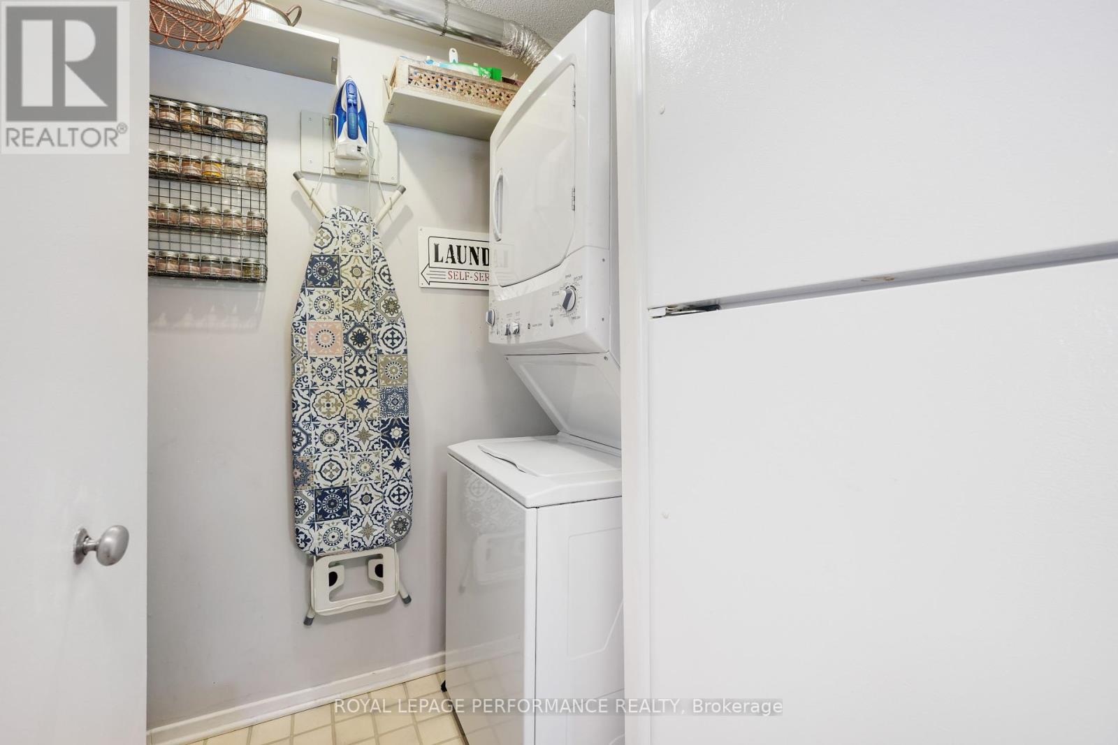 402 - 1589 St Bernard Street