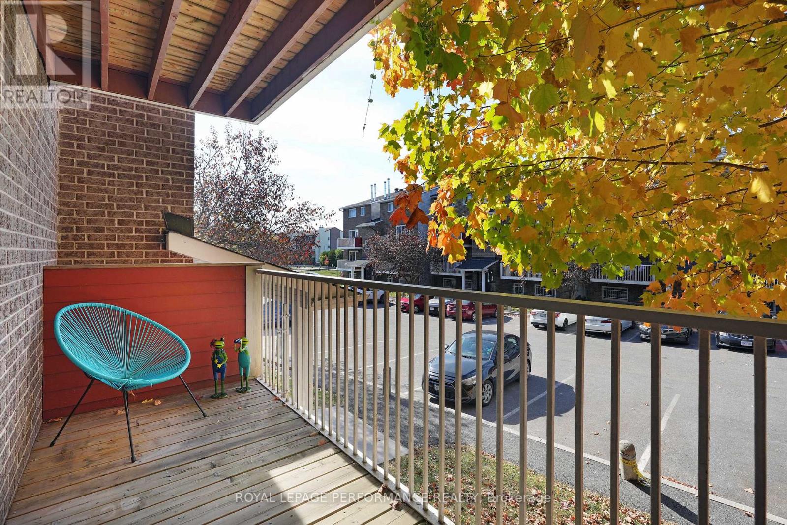 402 - 1589 St Bernard Street