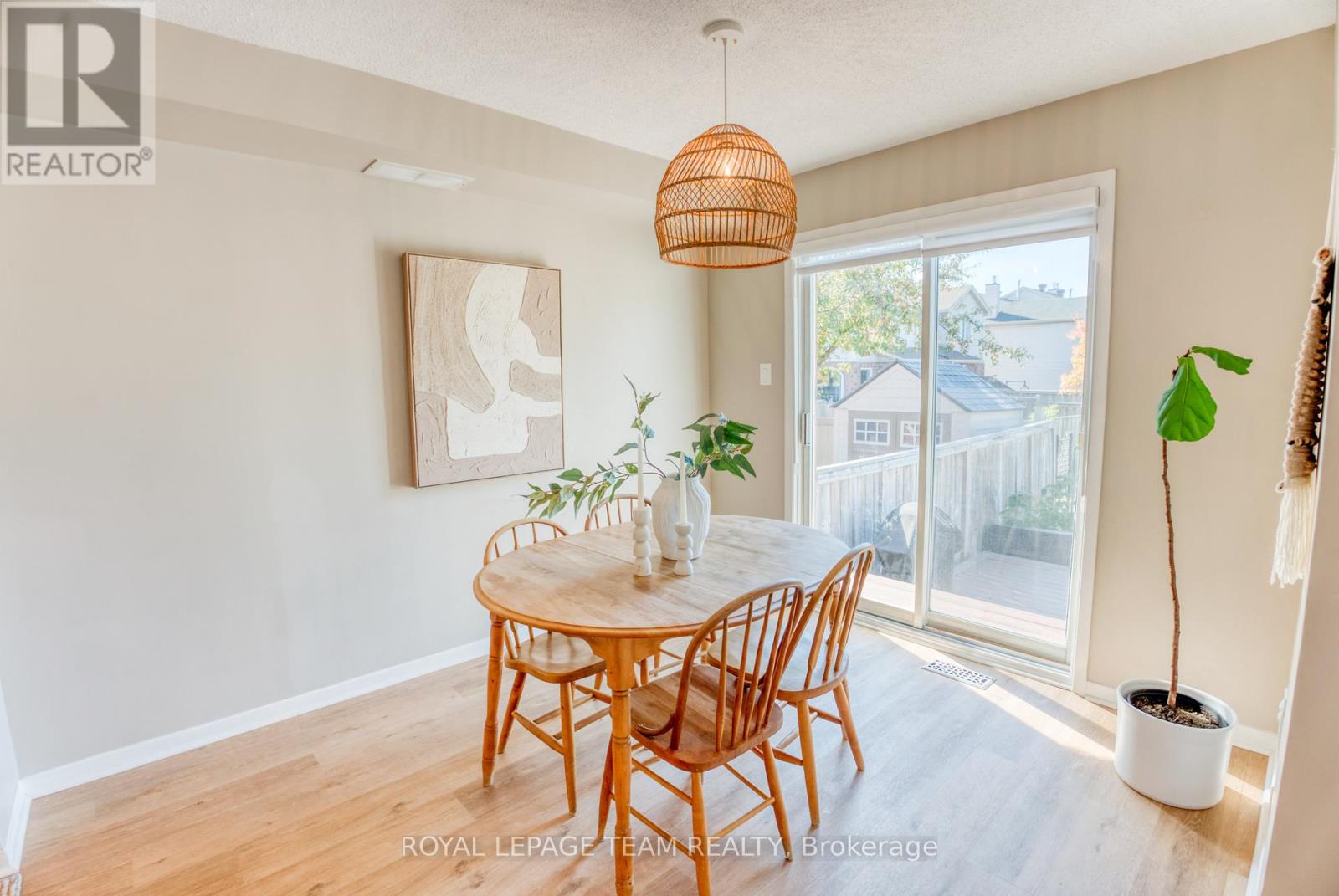 3 Springtree Place