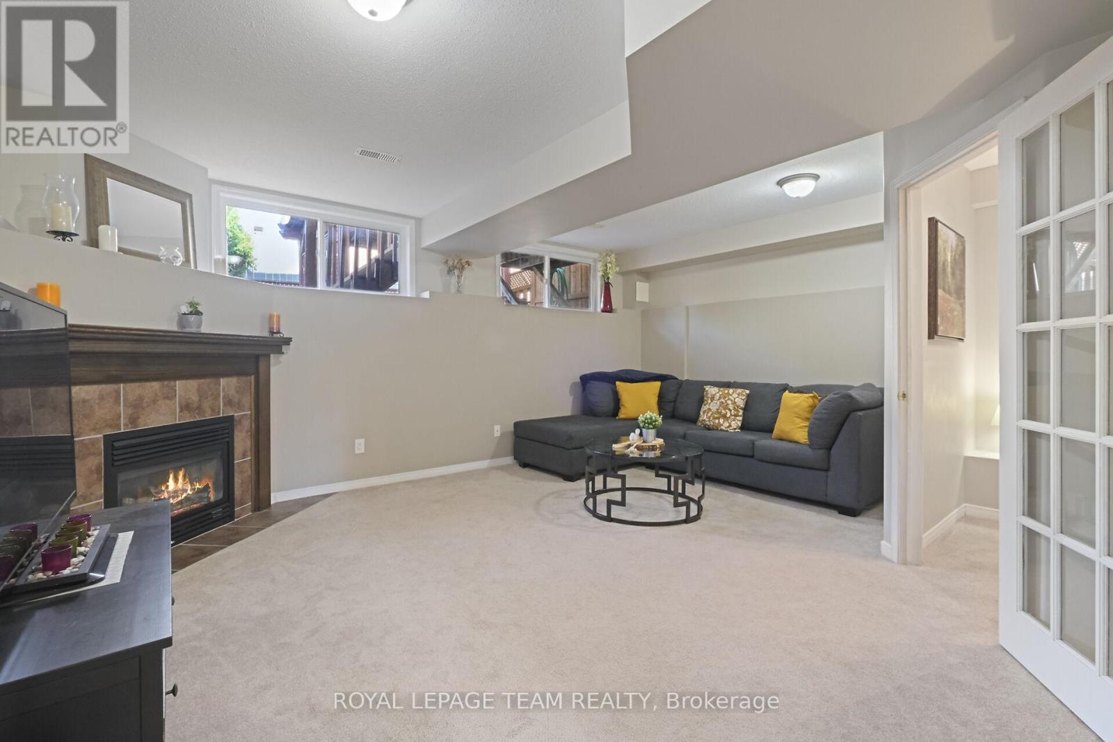 215 Parkrose Private