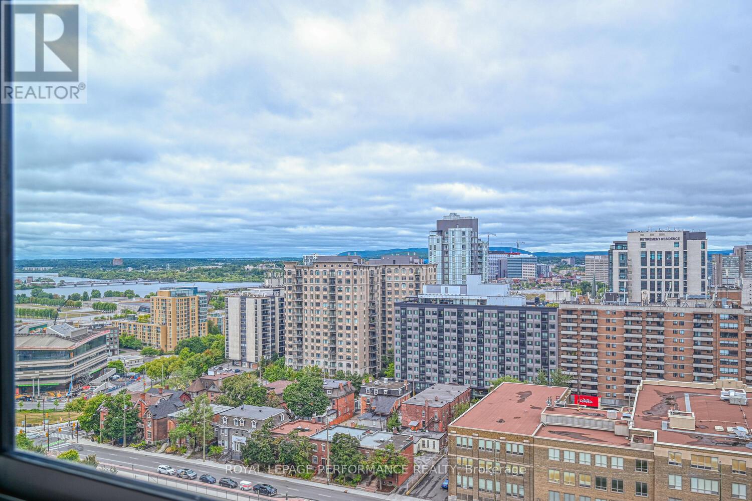 2103 - 500 Laurier Avenue W