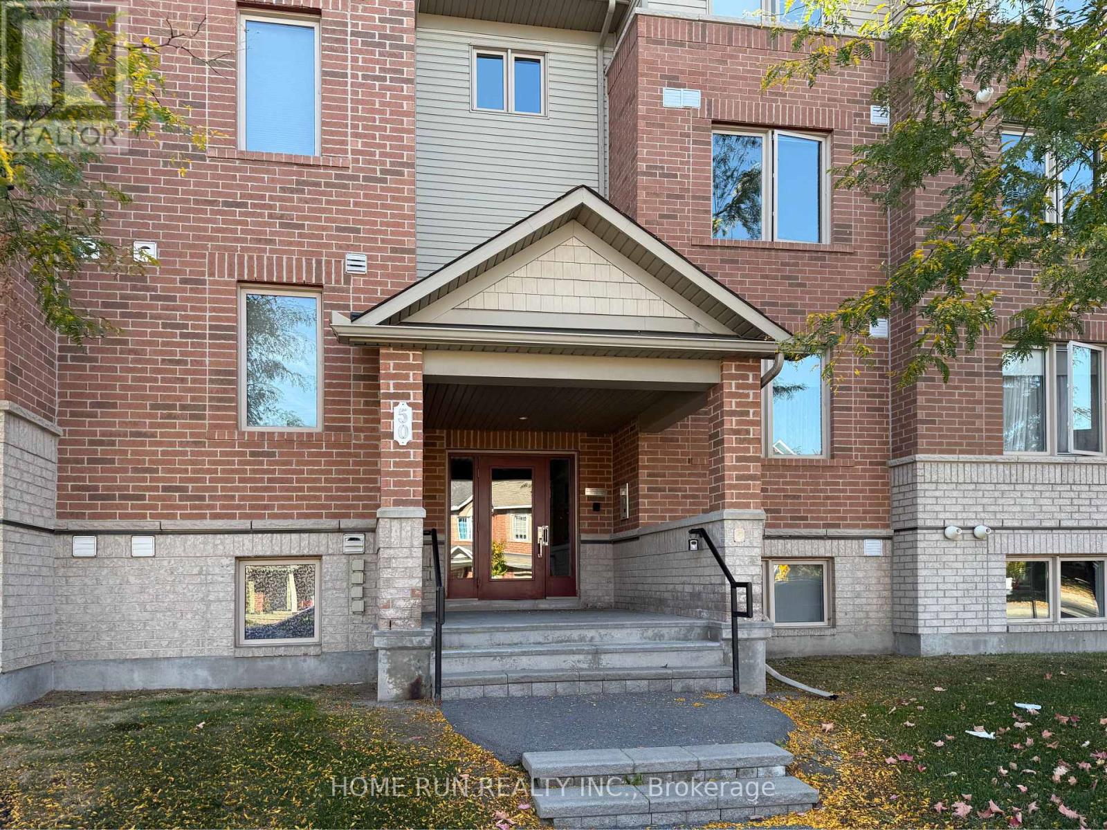 6 - 50 Barnstone Drive