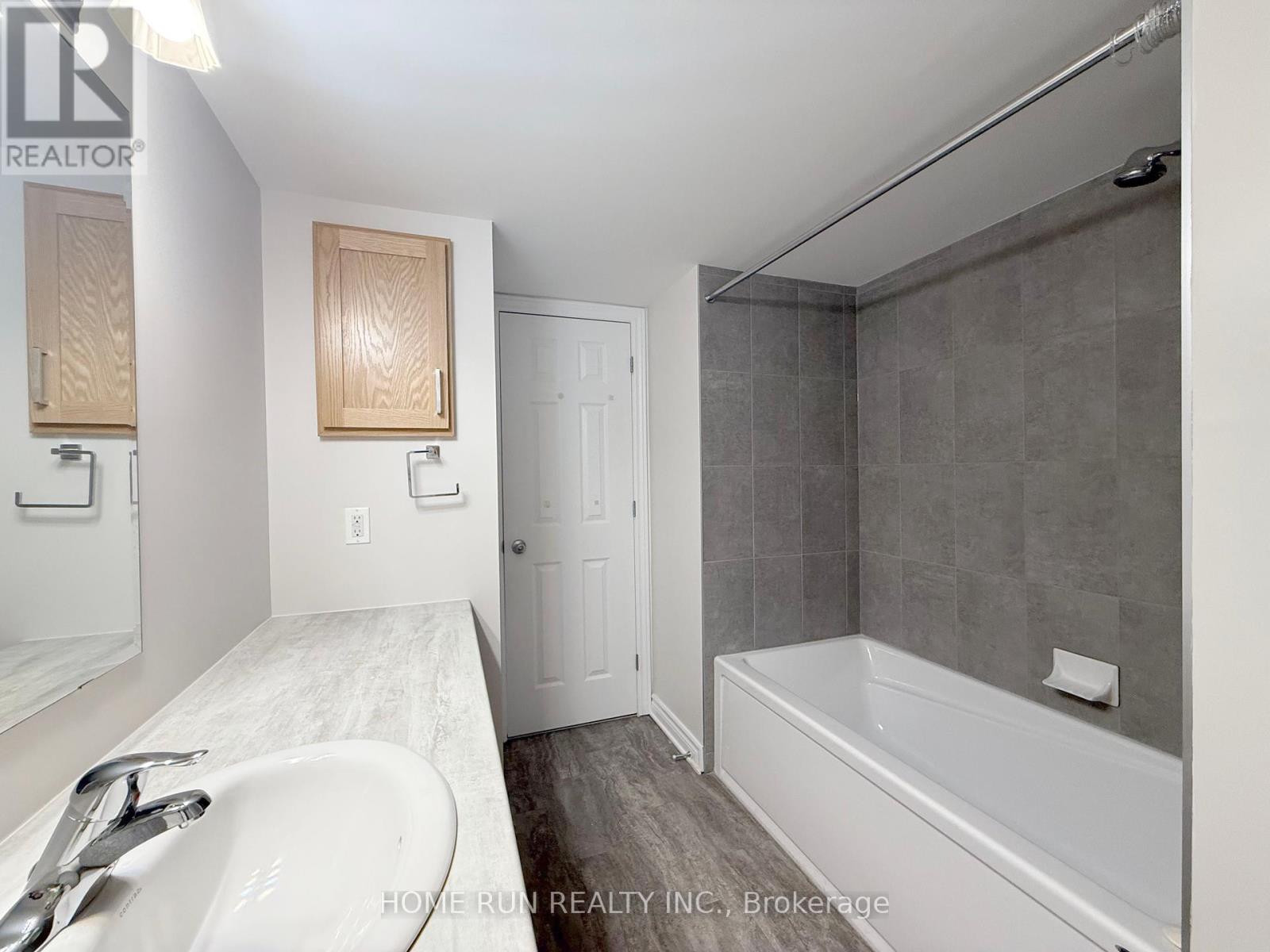 6 - 50 Barnstone Drive