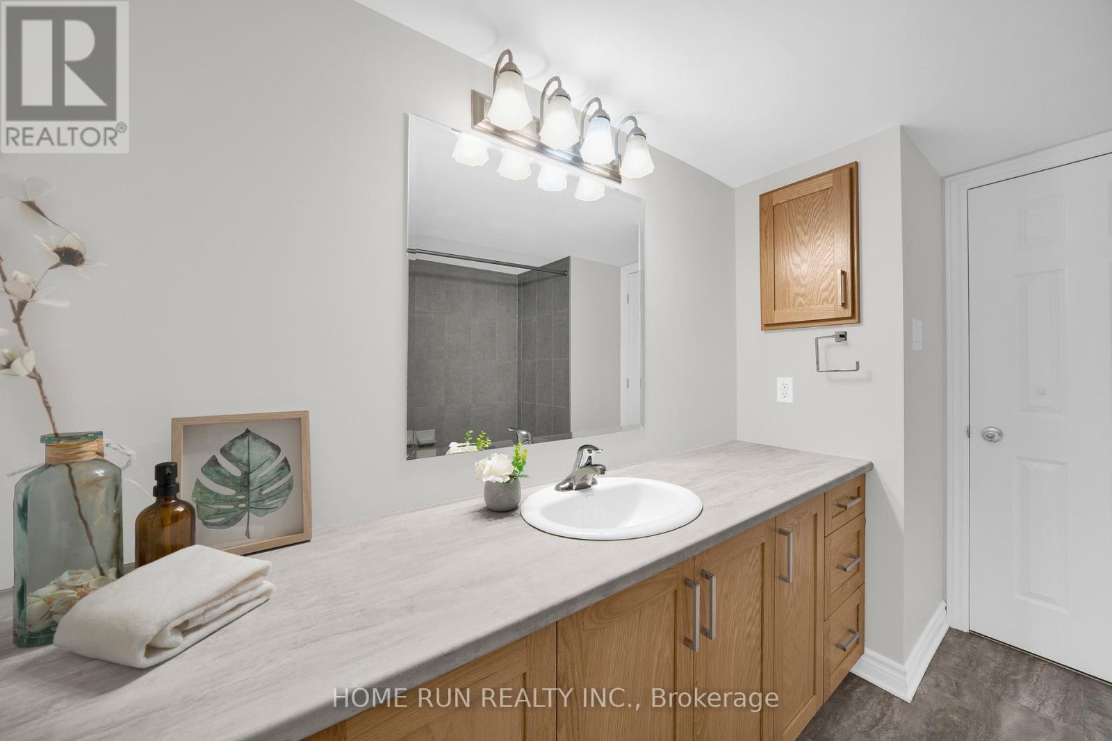 6 - 50 Barnstone Drive