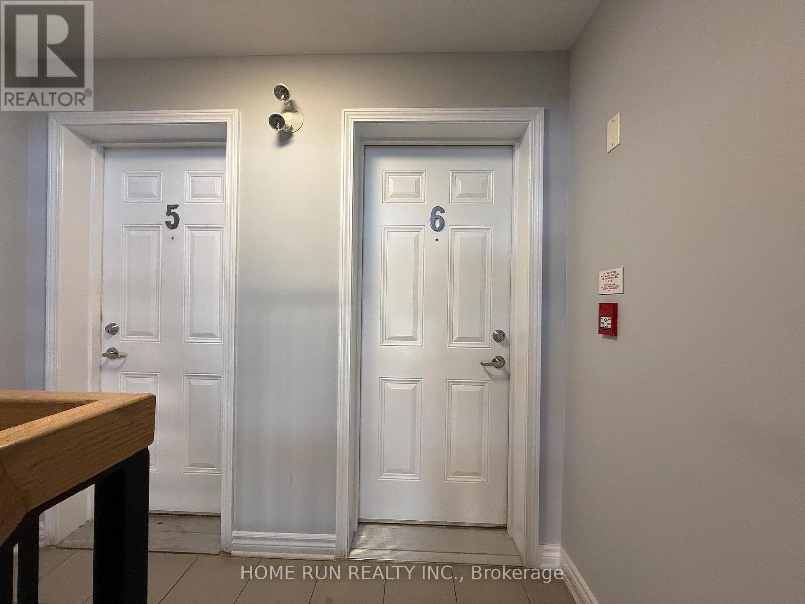 6 - 50 Barnstone Drive