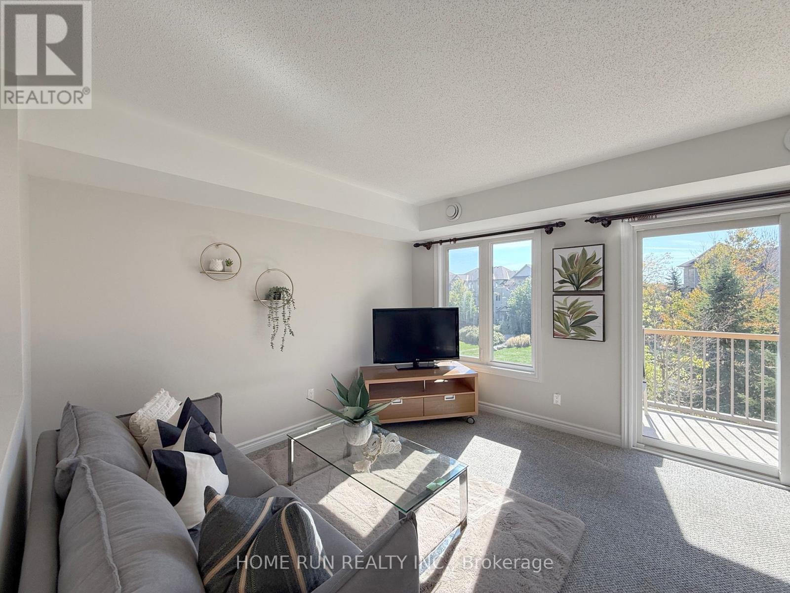 6 - 50 Barnstone Drive