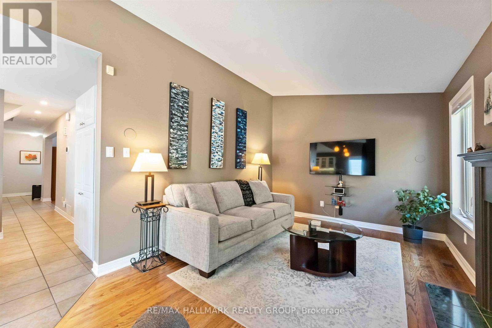 91 Borealis Crescent