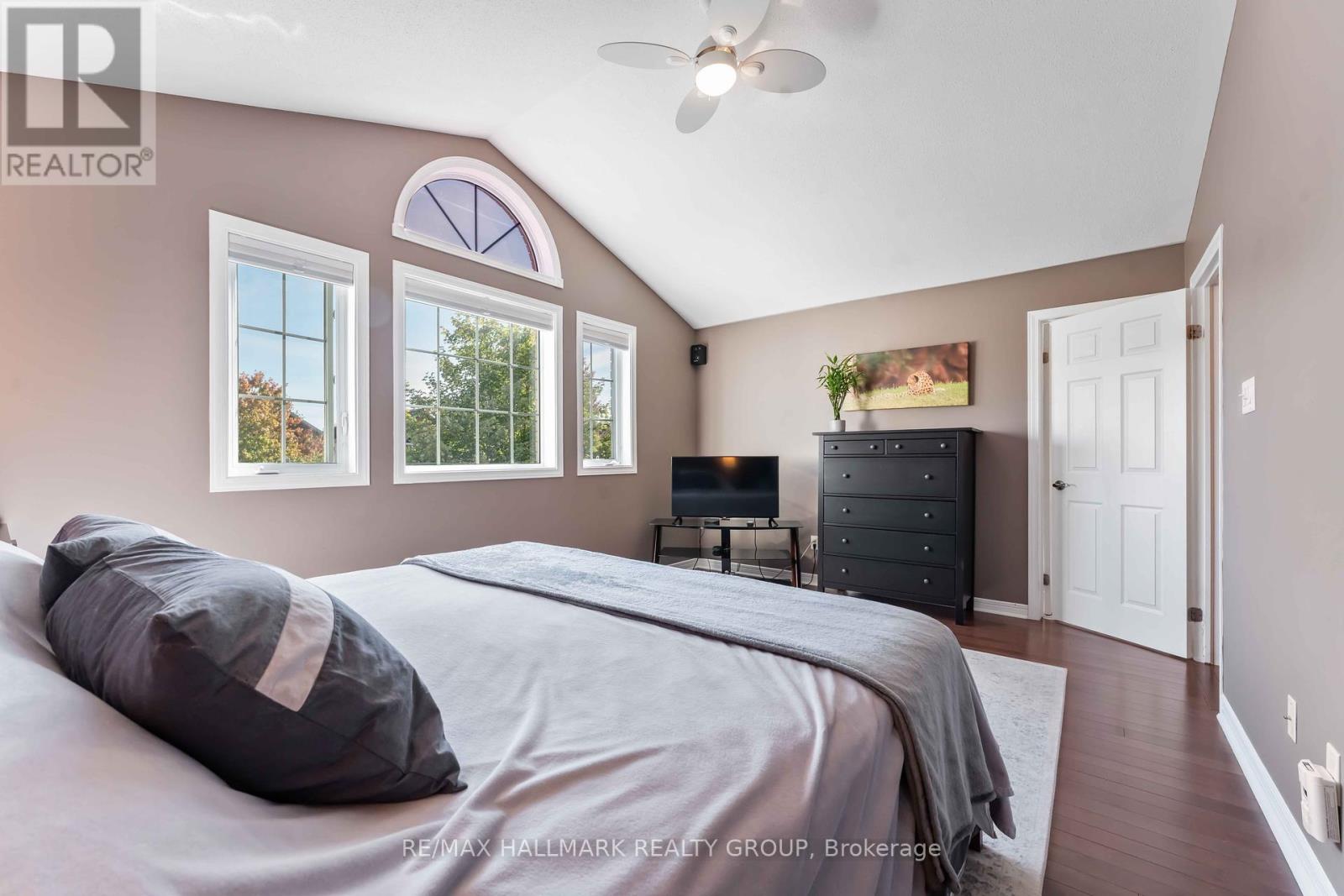 91 Borealis Crescent