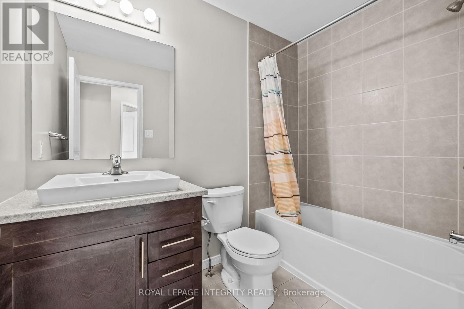 14 Hackney Private