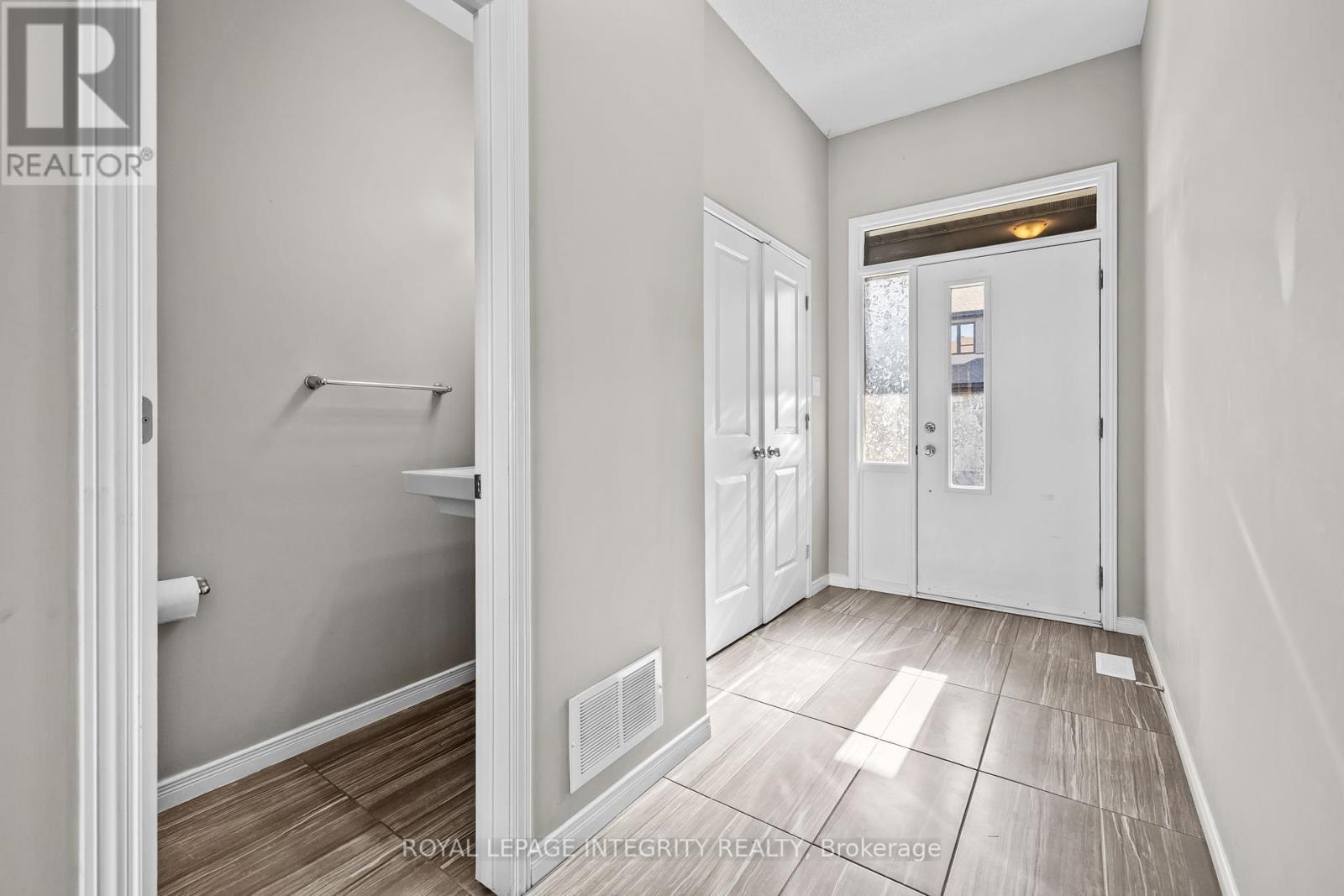 14 Hackney Private
