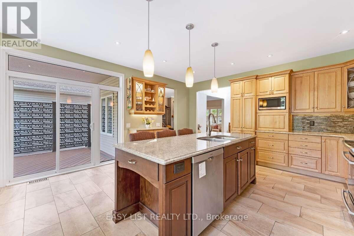 31 Forest Creek Drive