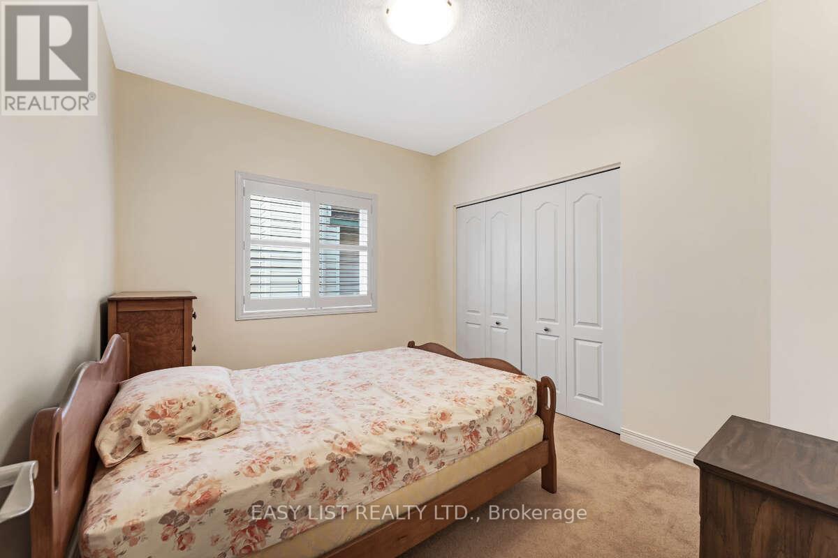 31 Forest Creek Drive